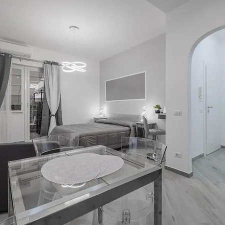 Apartment Carlo's House With Private Terrace Rome